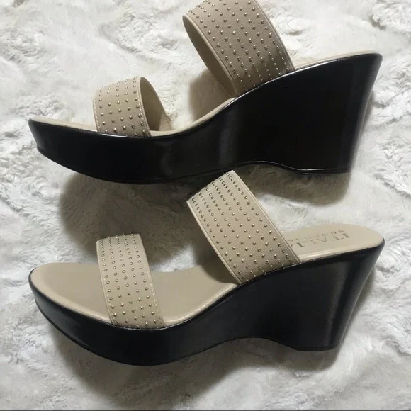 Italian ShoeMakers Wedge Heel Sandal 8 1/2M - Picture 9 of 10